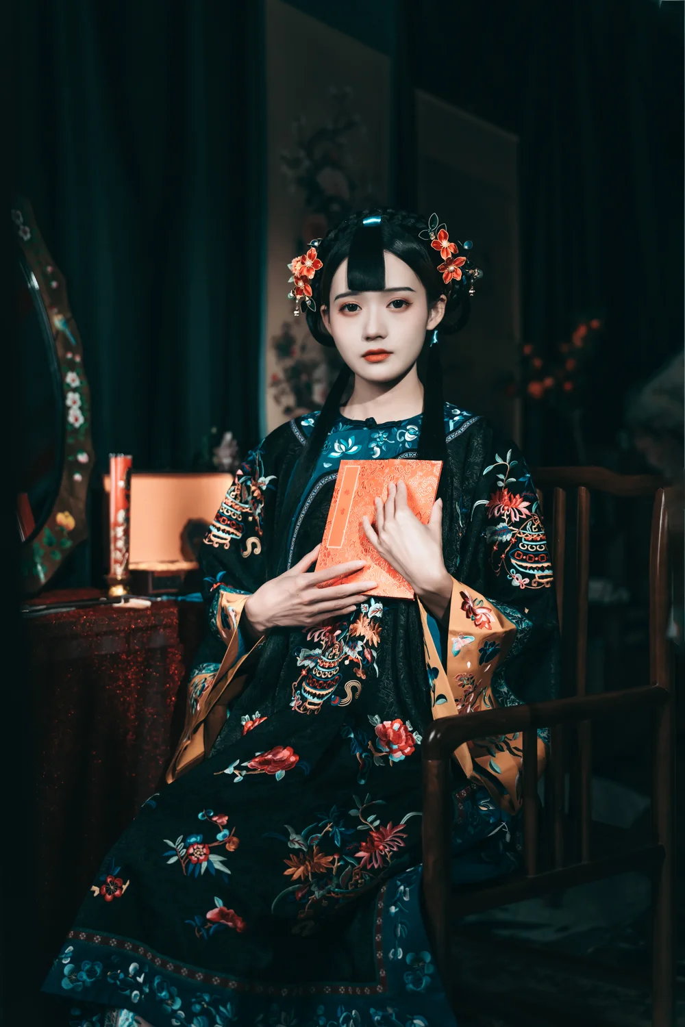 兔子Zzz不吃胡萝卜 – 经年旧梦-清汉女 [41P-181MB] [原图下载]